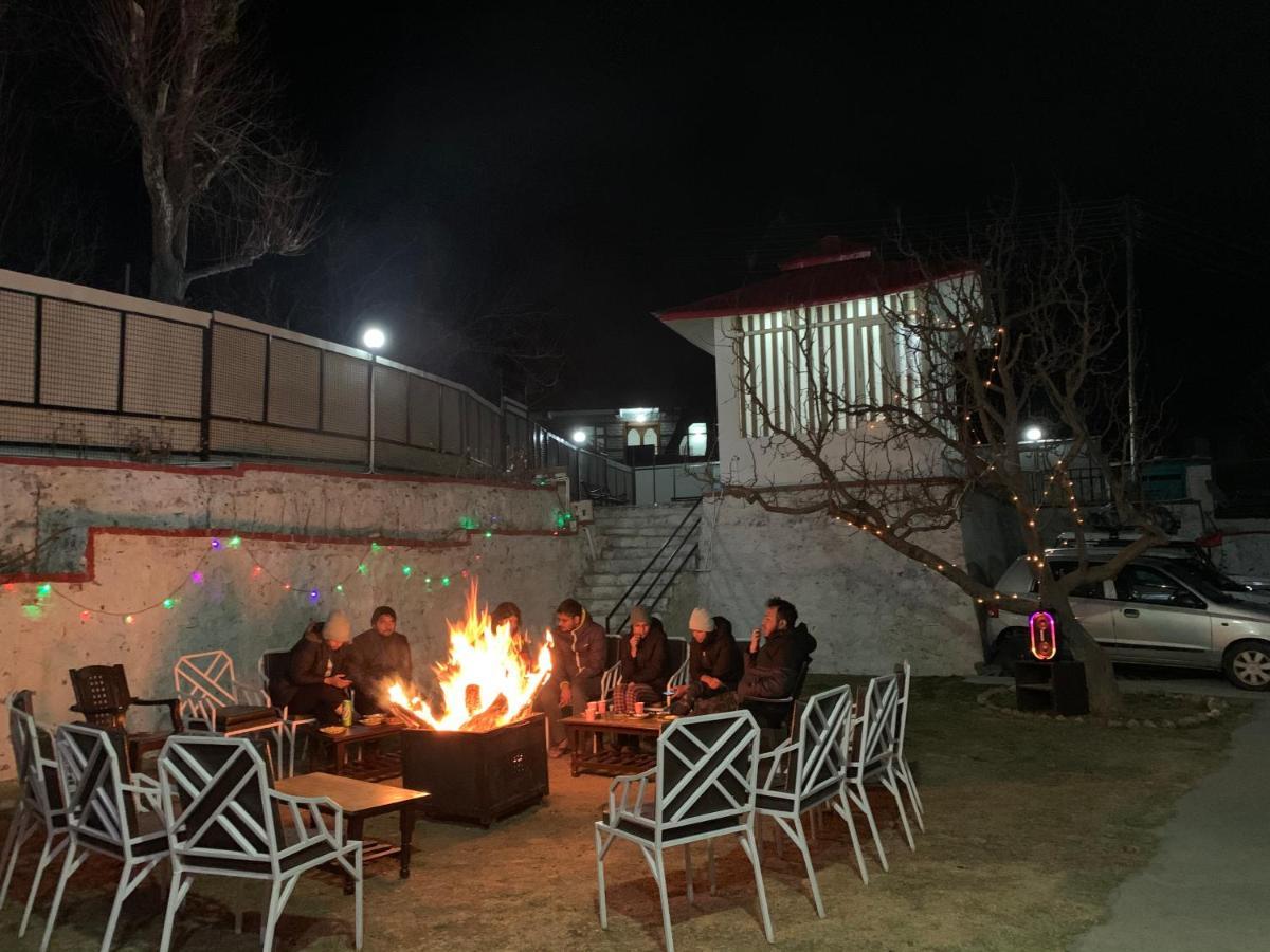 Hotel Rollingrang Кальпа Экстерьер фото