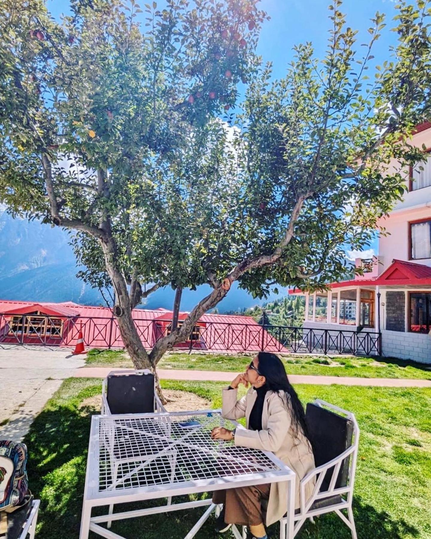 Hotel Rollingrang Кальпа Экстерьер фото